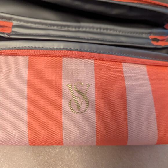 NWT Victoria's Secret Striped Insulated Beach Cooler Backpack - Picture 3 of 6